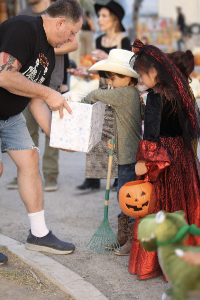 trick or treating at pahrumpkin patch at green life produce